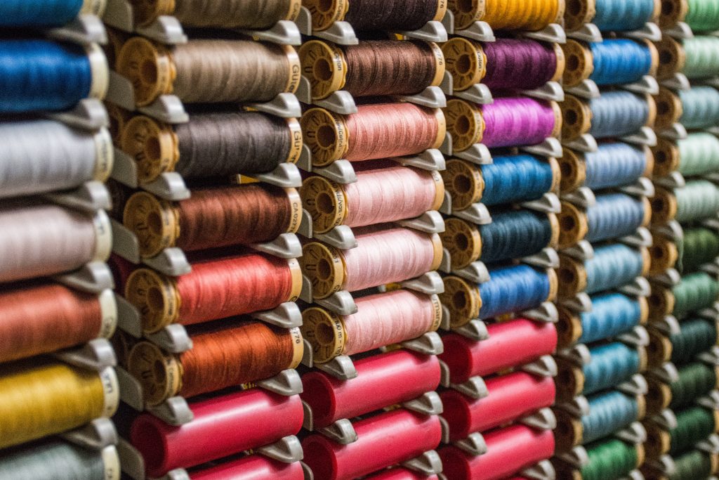 Maîtrisez votre machine à coudre : conseils d&rsquo;utilisation et d&rsquo;entretien